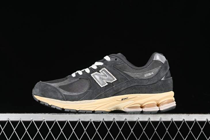 Picture of New Balance 2002 _SKUfw18028671368386449fw